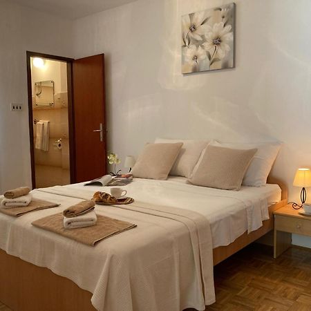 Pisak Holiday Homes 외부 사진