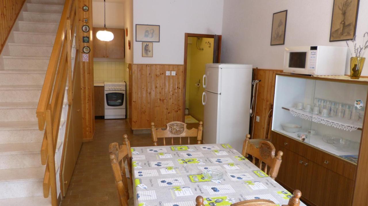 Pisak Holiday Homes 외부 사진